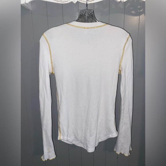 Free People zip it cuff white thermal top - Picture 3 of 4